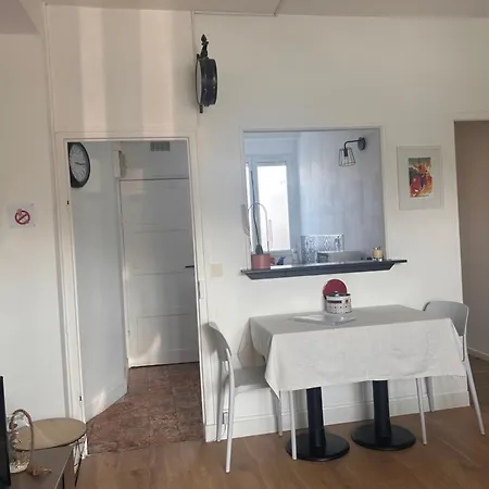 Appartement Cosy, A Deux Pas De La Mer Ouistreham Exterior photo